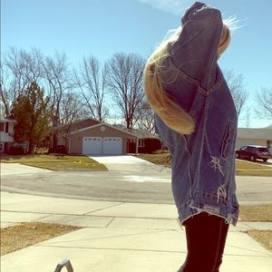 Meet your Posher, Stela